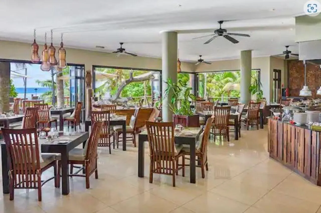 Doubletree By Hilton Seychelles Allamanda Resort & Spa Takamaka 4*,  Seychelles