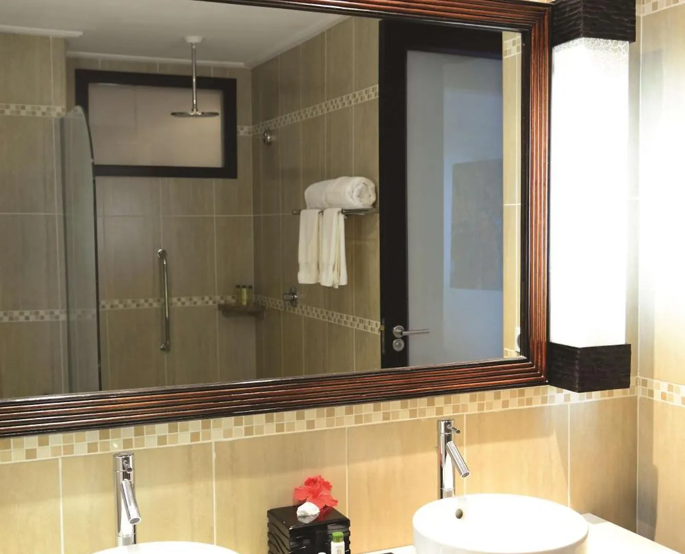 Doubletree By Hilton Seychelles Allamanda Resort & Spa Takamaka