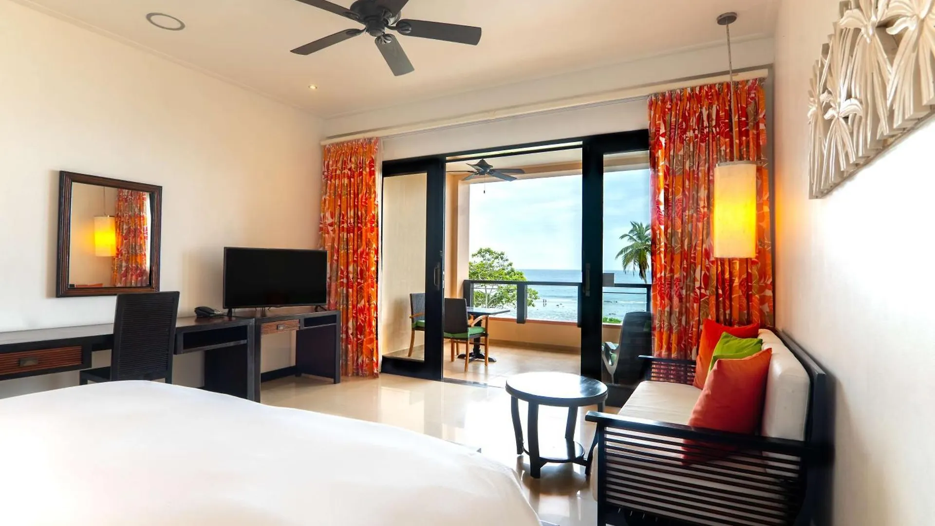 Doubletree By Hilton Seychelles Allamanda Resort & Spa Takamaka