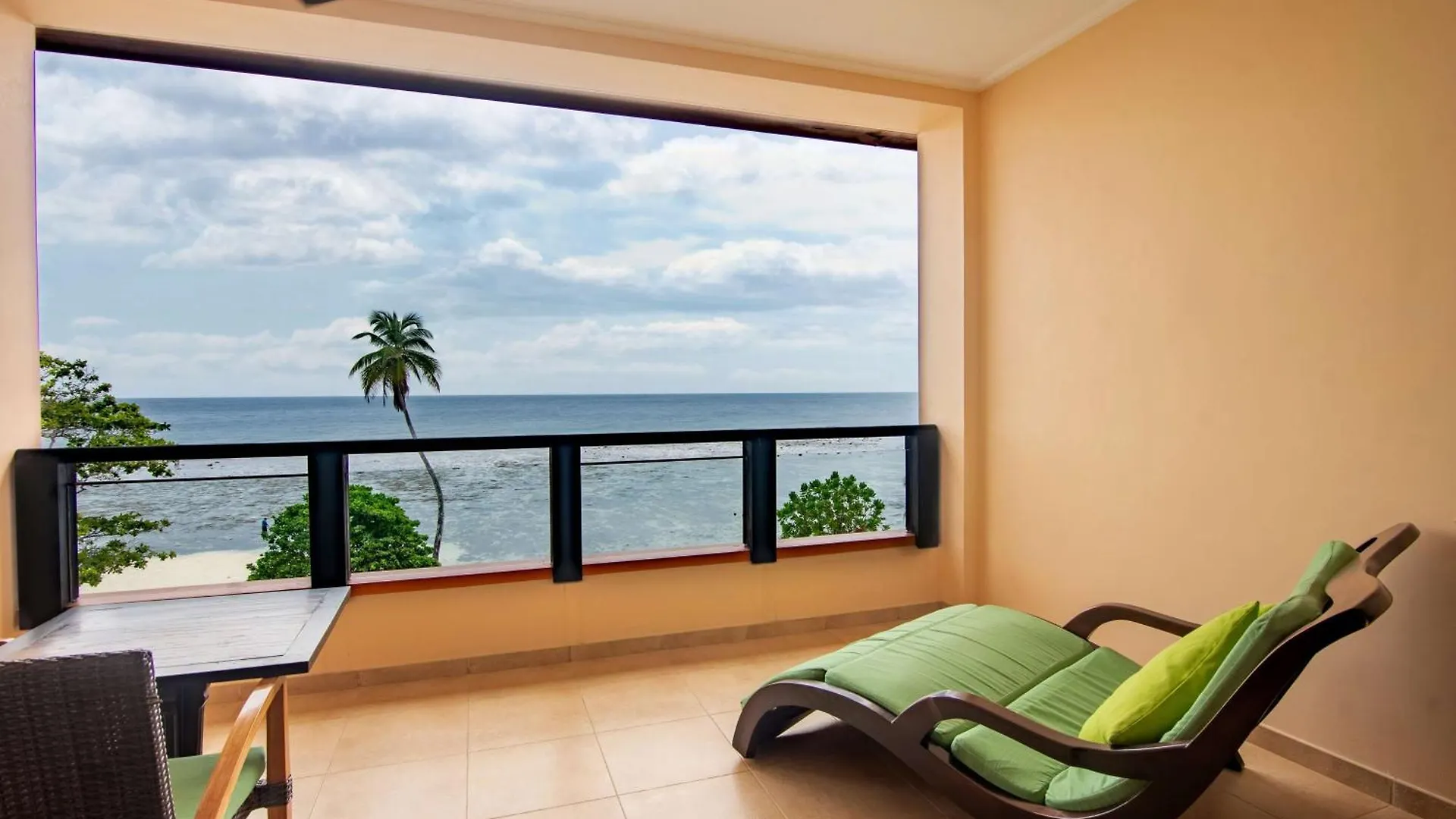 Doubletree By Hilton Seychelles Allamanda Resort & Spa Takamaka