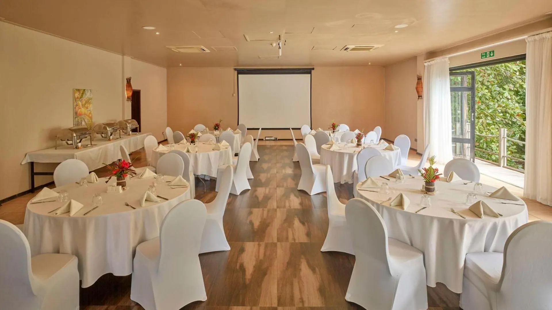 Doubletree By Hilton Seychelles Allamanda Resort & Spa Takamaka