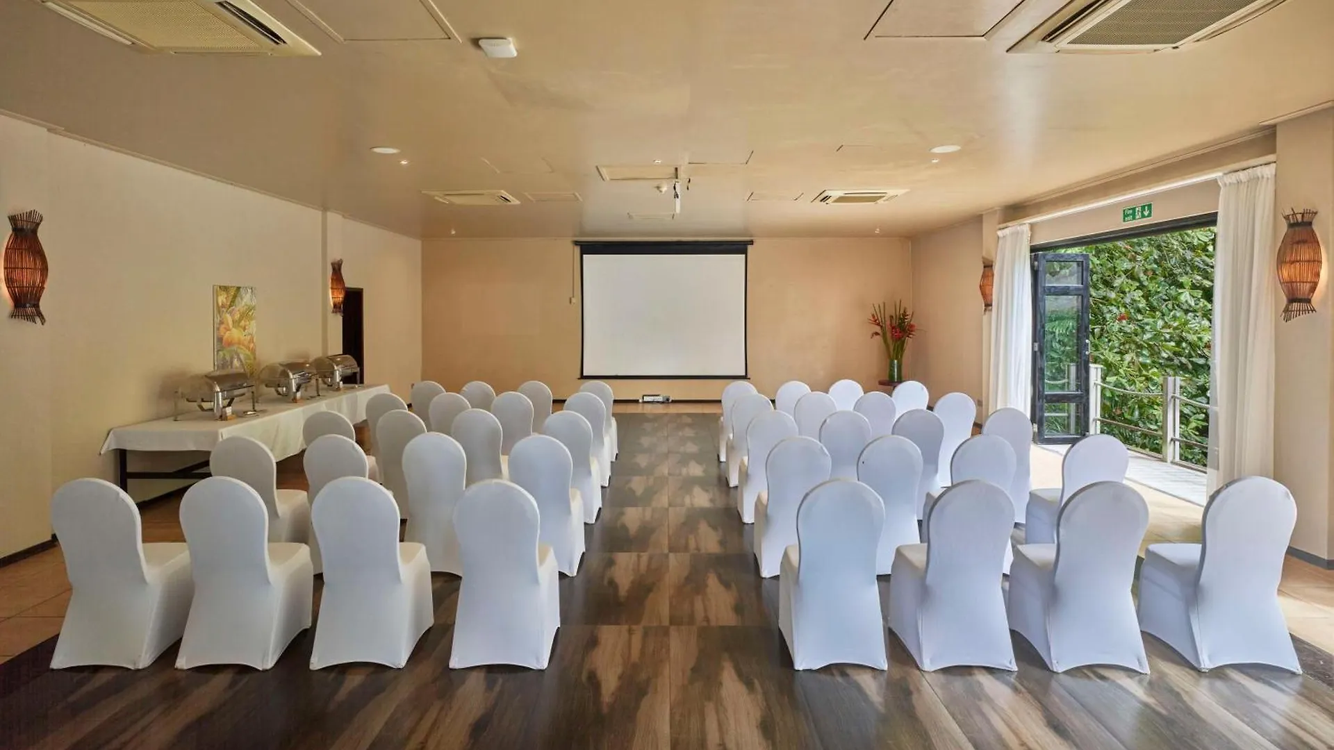 Doubletree By Hilton Seychelles Allamanda Resort & Spa Takamaka